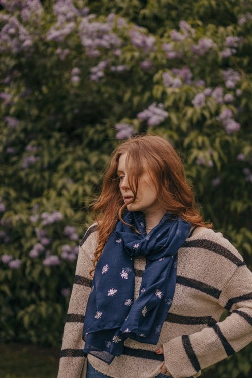 Elegant Silver Metallic Bee Print Scarf in Navy Blue - Soft Viscose and Cotton Blend - All-Season Accessory for Women - 70cm x 180cm - Perfect Gift for Fashion Enthusiasts