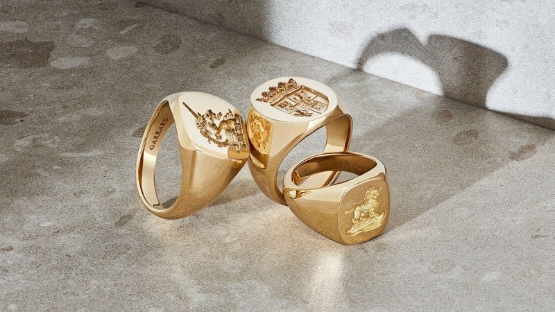 Best Signet Ring Engraving Ideas in the UK: 9 Unique & Personalised Designs - British D'sire