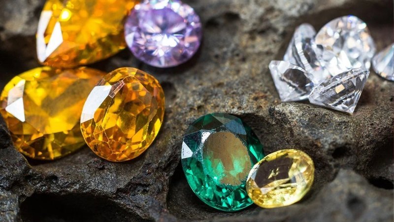 Birthstones for Each Month in the UK and Their Meanings - British D'sire
