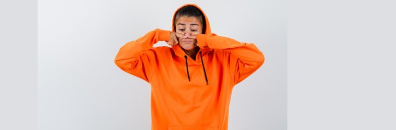 How Much Does a Hoodie Weigh? Complete Guide to Hoodie Weights (Light to Heavy) - British D'sire