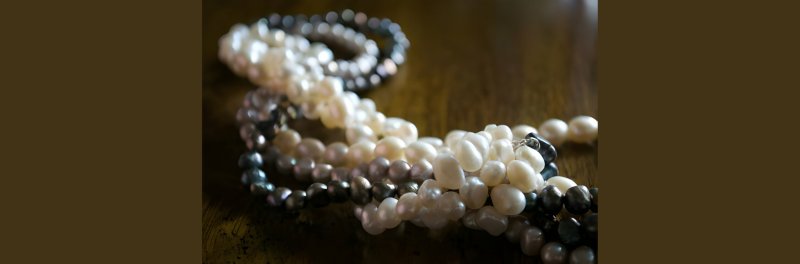 Never be fooled again - 12 tests to tell if pearls are real or fake - British D'sire