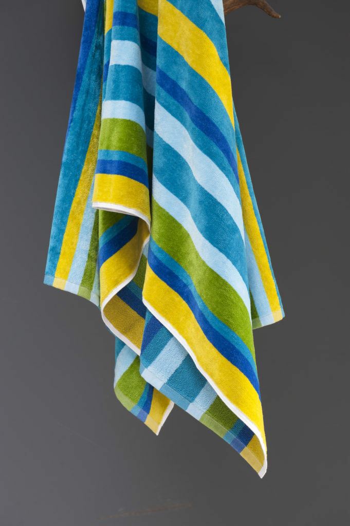 Luxury Soft Beach Towel Pool Towel 100% Cotton Velour Striped Chlorine Resistant