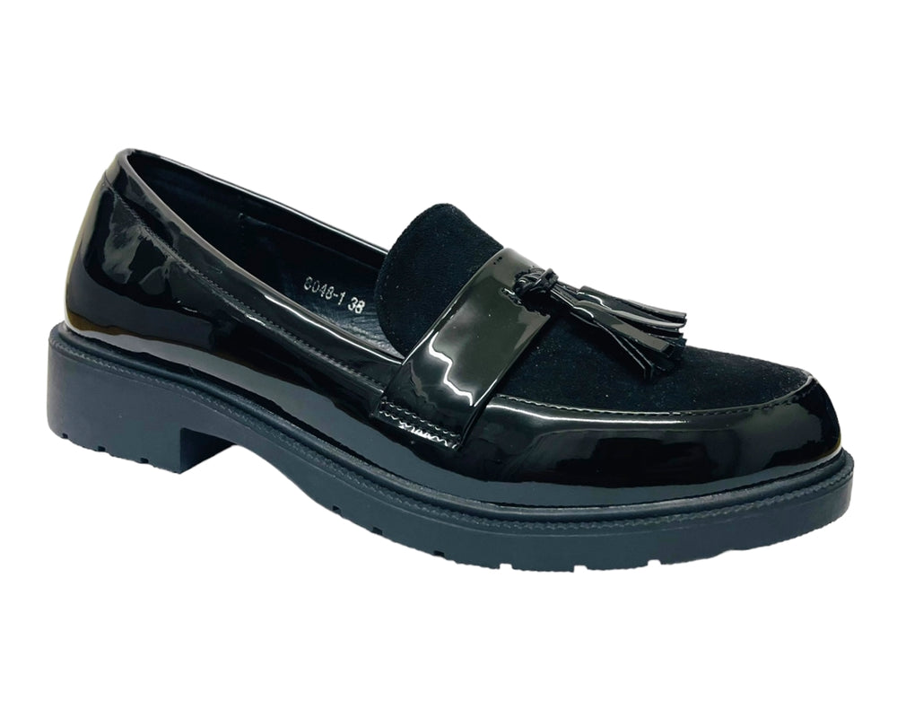 Faux Patent Leather Tassel Slip On Shoes Secondary image