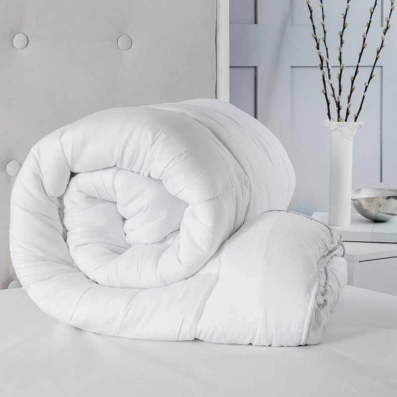 4 Inch Microfiber Mattress Topper - King - British D'sire