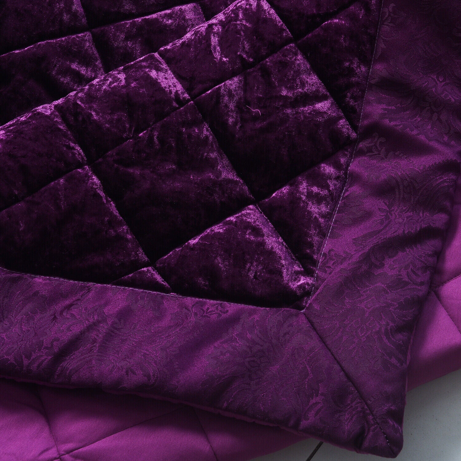 5 Pieces Luxury Crushed velvet Bedspread Quilted Comforter Bedding Set & Cushion