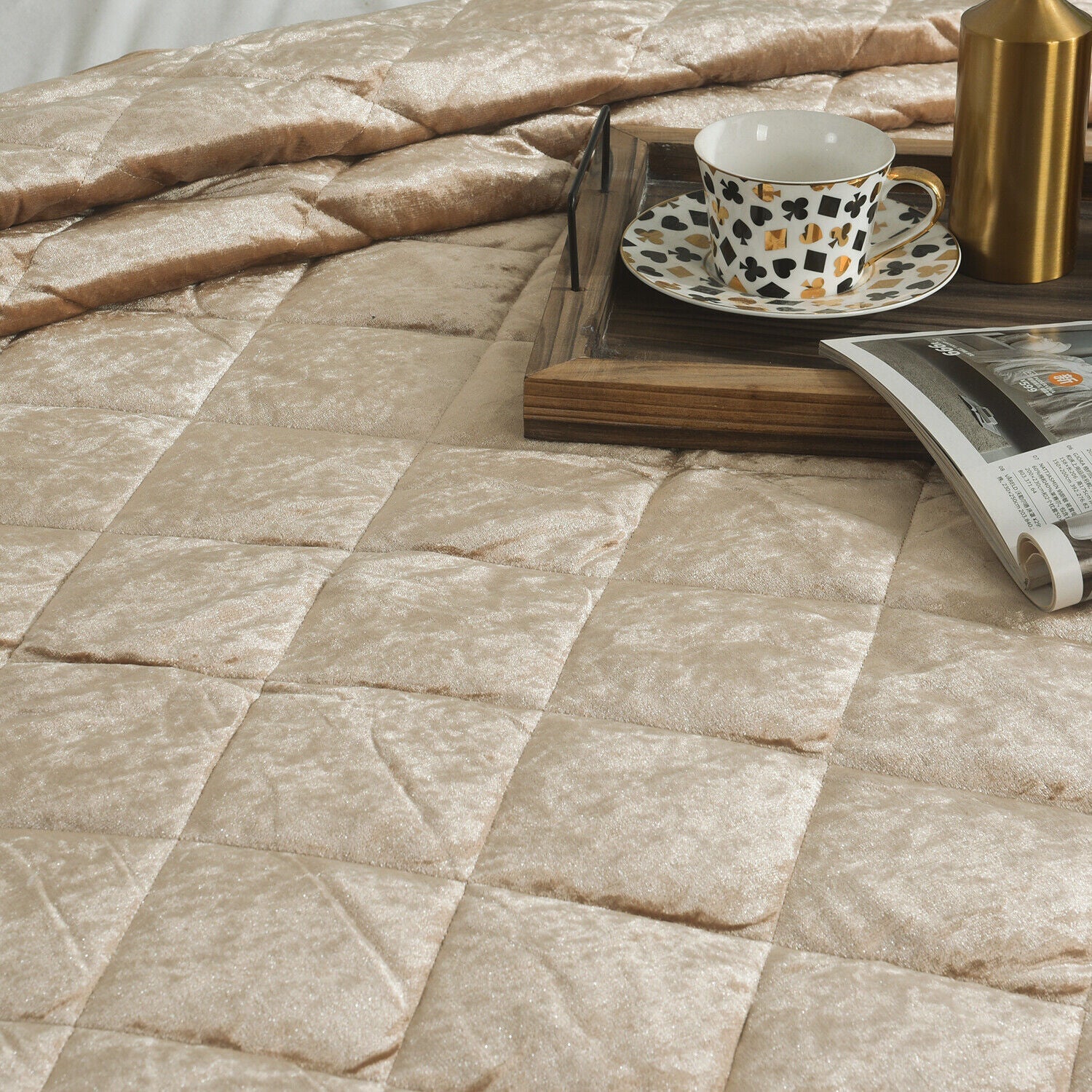 5 Pieces Luxury Crushed velvet Bedspread Quilted Comforter Bedding Set & Cushion