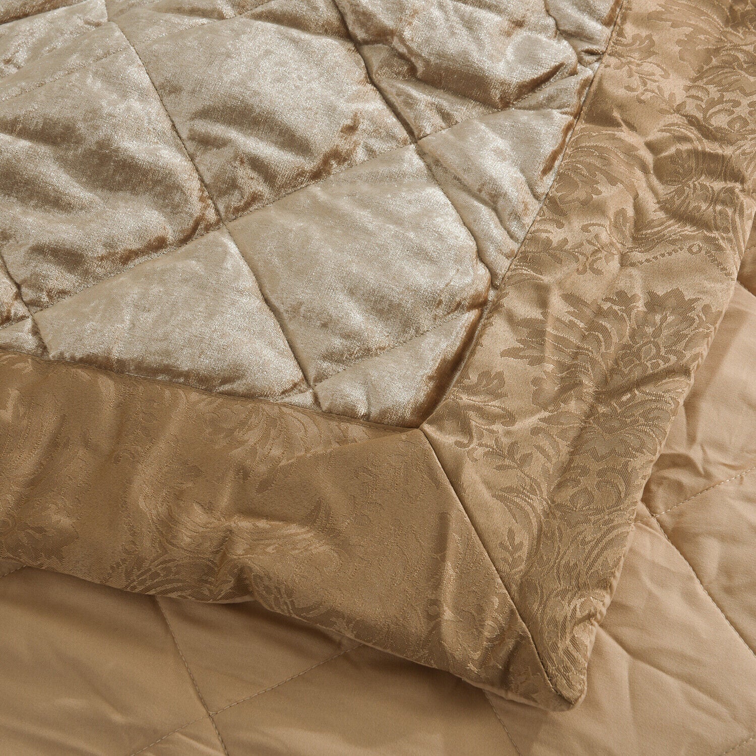 5 Pieces Luxury Crushed velvet Bedspread Quilted Comforter Bedding Set & Cushion