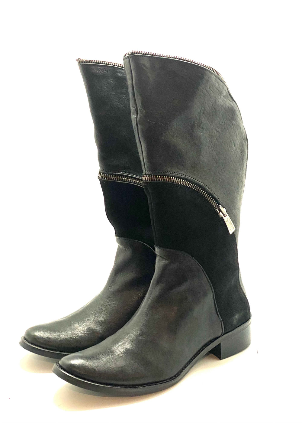 St Chappelle - Black Leather boot-LAST PAIR 36 ( FITS 35)