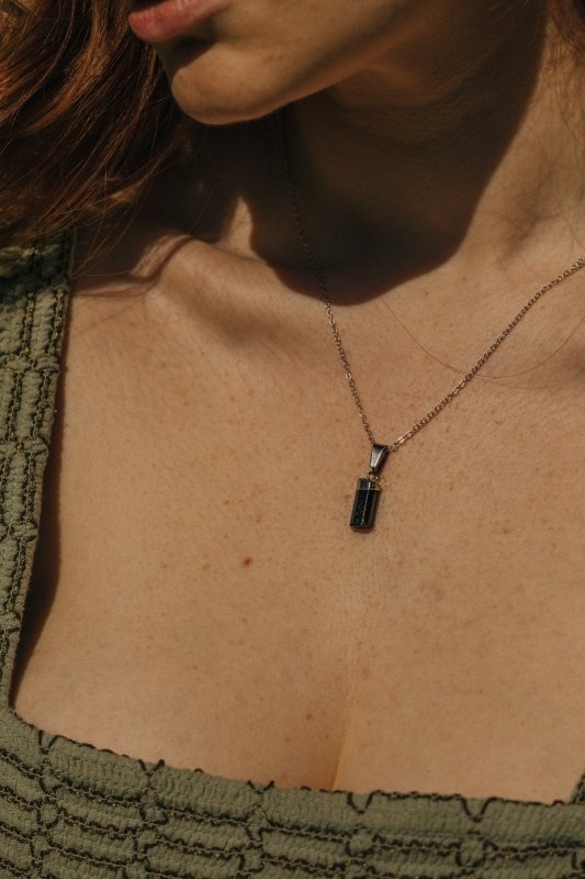 Xander Kostroma - 925 Sterling Silver Tourmaline Pendant Necklace for Women - 42cm Chain + Extension - Enhances Healing and Energy Flow - Handcrafted Unique Jewelry - Perfect Gift for Elegance and Positivity Secondary image