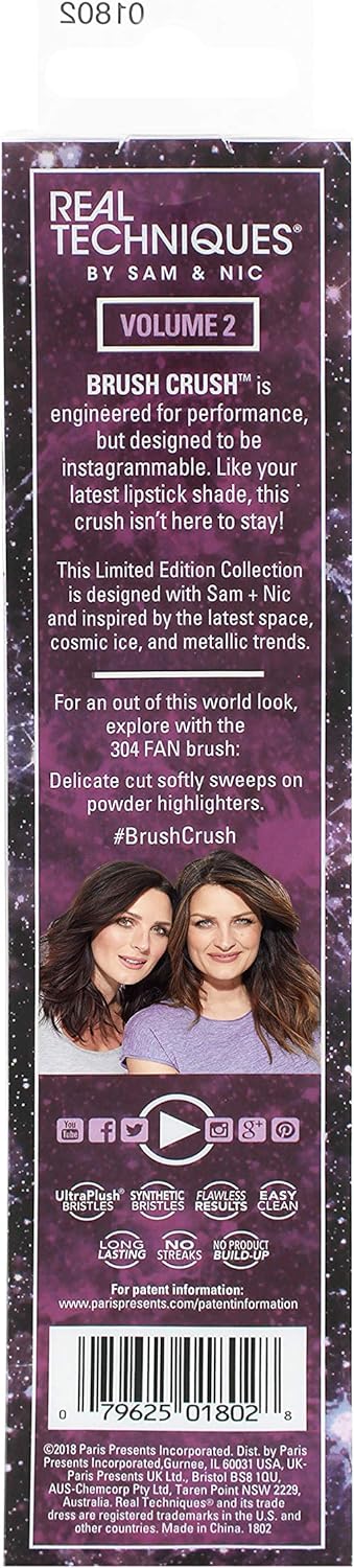 Real Techniques Brush Crush Volume 2 Fan 304 Makeup Brush for Highlighting