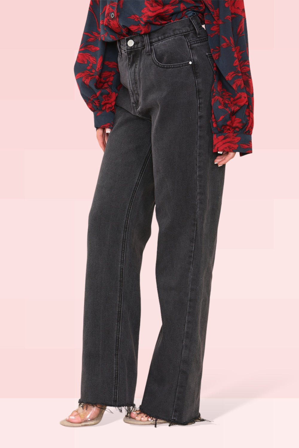Straight Loose Fit Frayed-Bottom jeans Secondary image