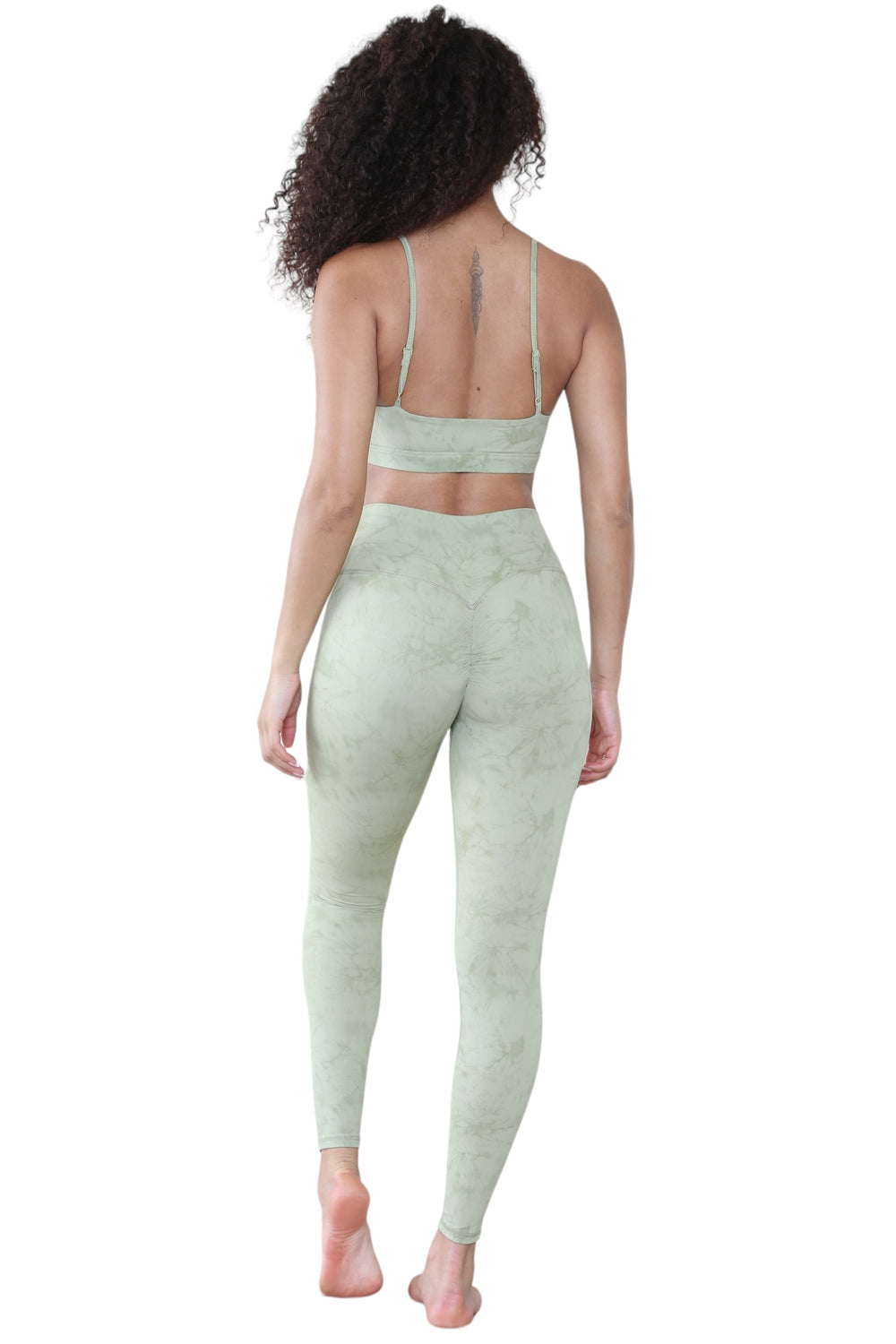 Elaina Fashion Women’s 2 Piece Tie Dye Seamless Workout Suit Criss Cross Sports Padded Sleeveless Bra with High Waist Ruched Butt Leggings Set Tracksuit Gym Yoga Loungewear Secondary image