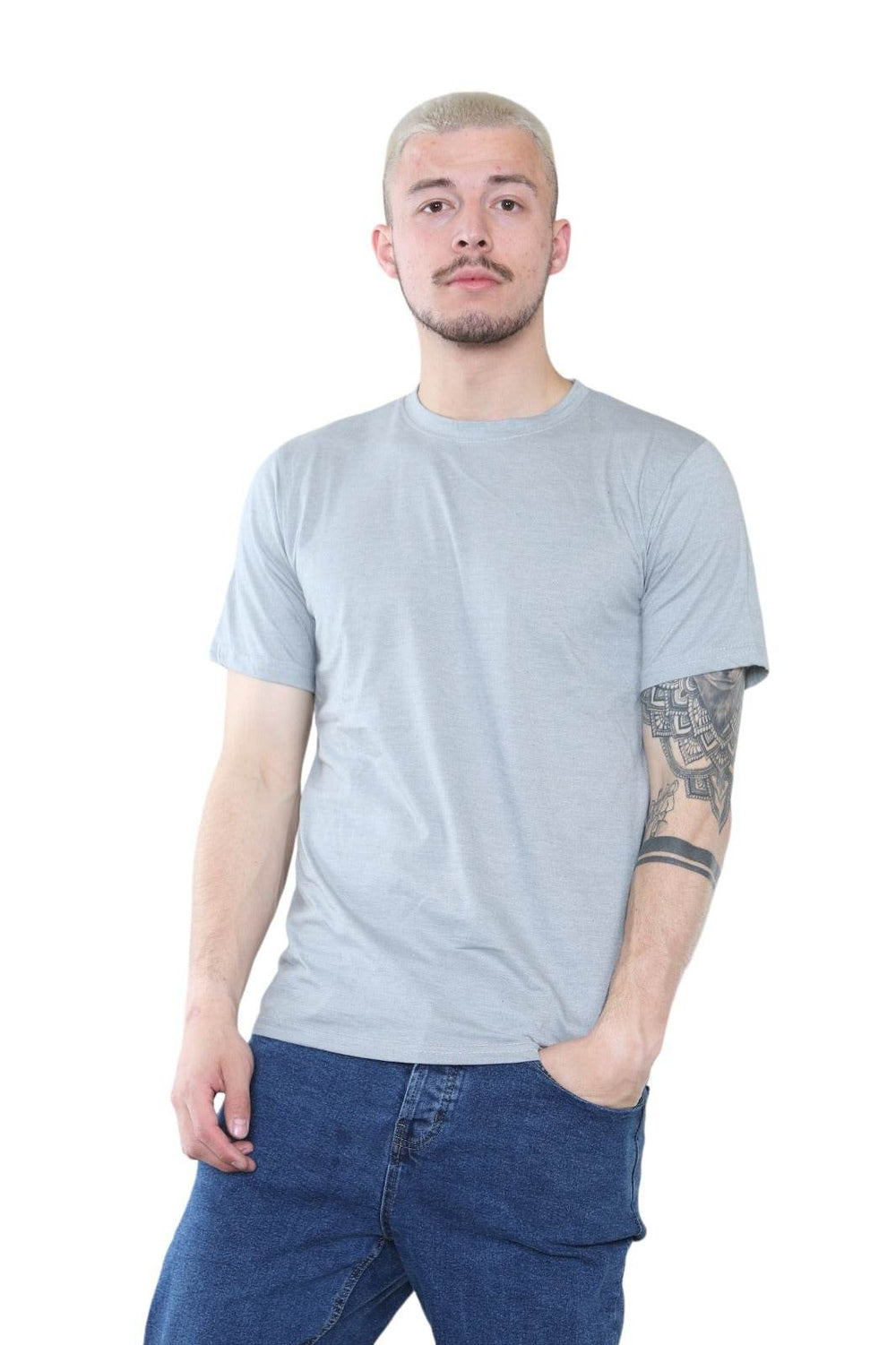 Elaina Fashion Grey Crew Neck T-Shirt – Minimalist Style for Everyday Wear