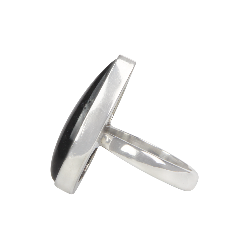 Sundari Jewellery Teardrop Shaped Chunky Labradorite Sterling Silver Ring