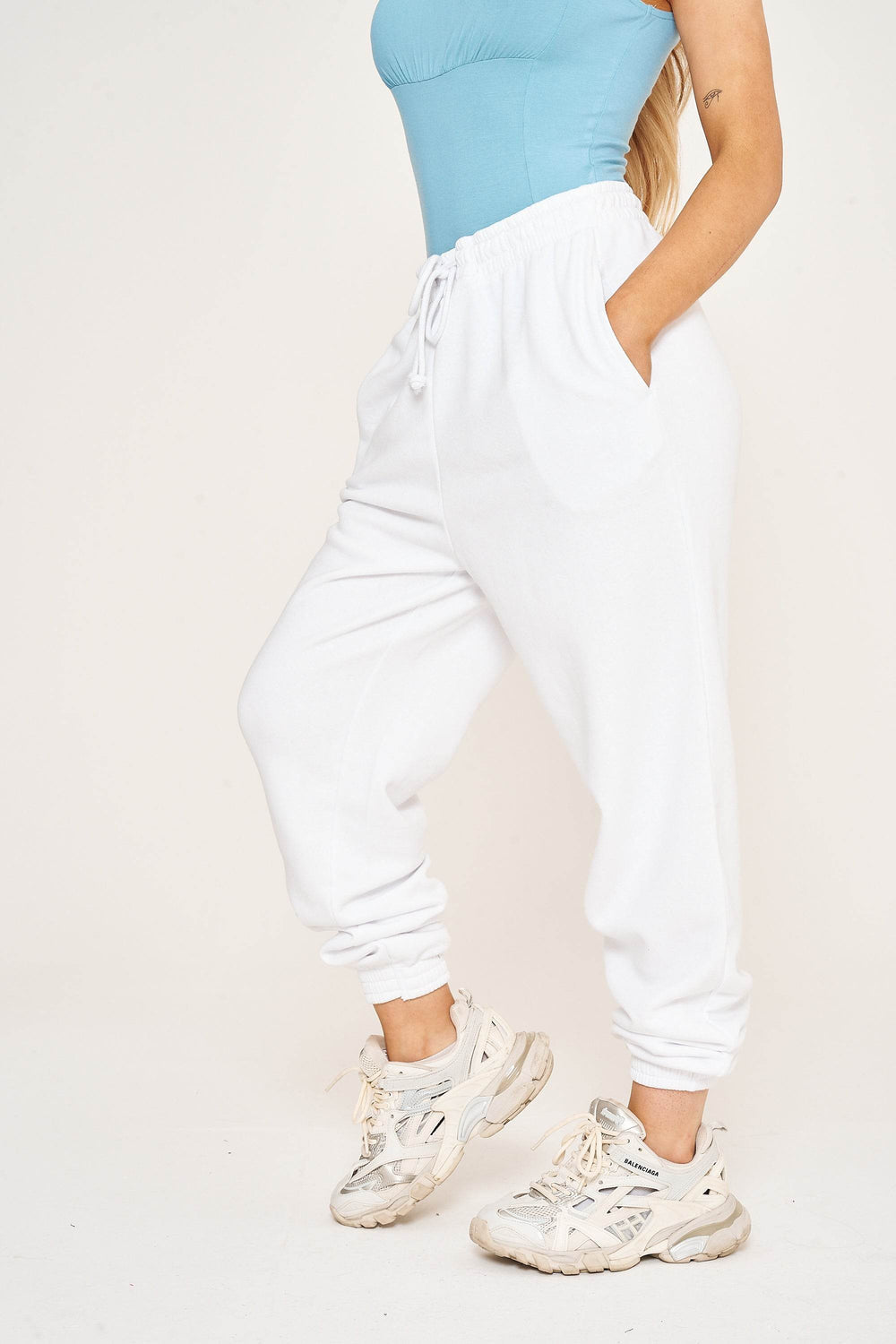 Women's White Plain Gym Sports Joggers -Casual Hip Hop Loose Fit Running Workout with Two Side Pockets, Ladies Bottoms Sweatpants for Comfortable Jogging - Elaina Fashion