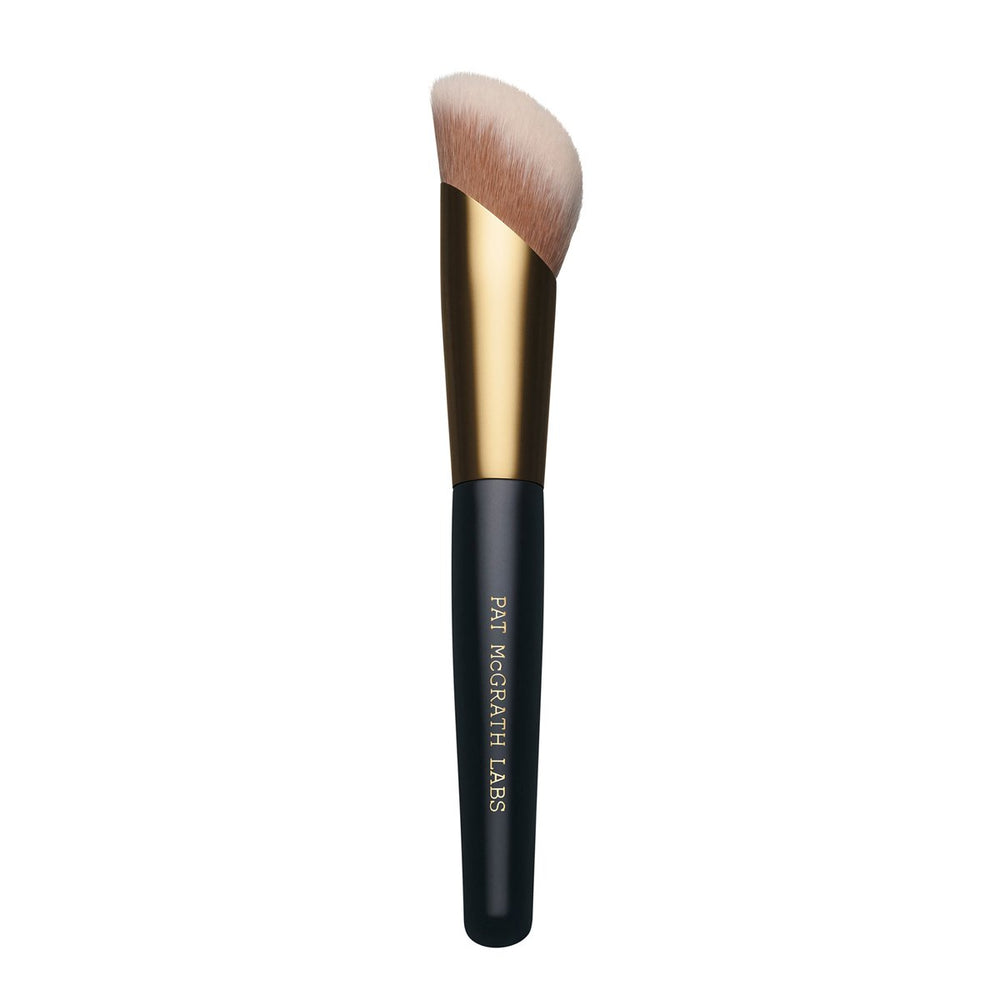 Pat McGrath Skin Fetish: Sublime Perfection Highlighting Brush Main image