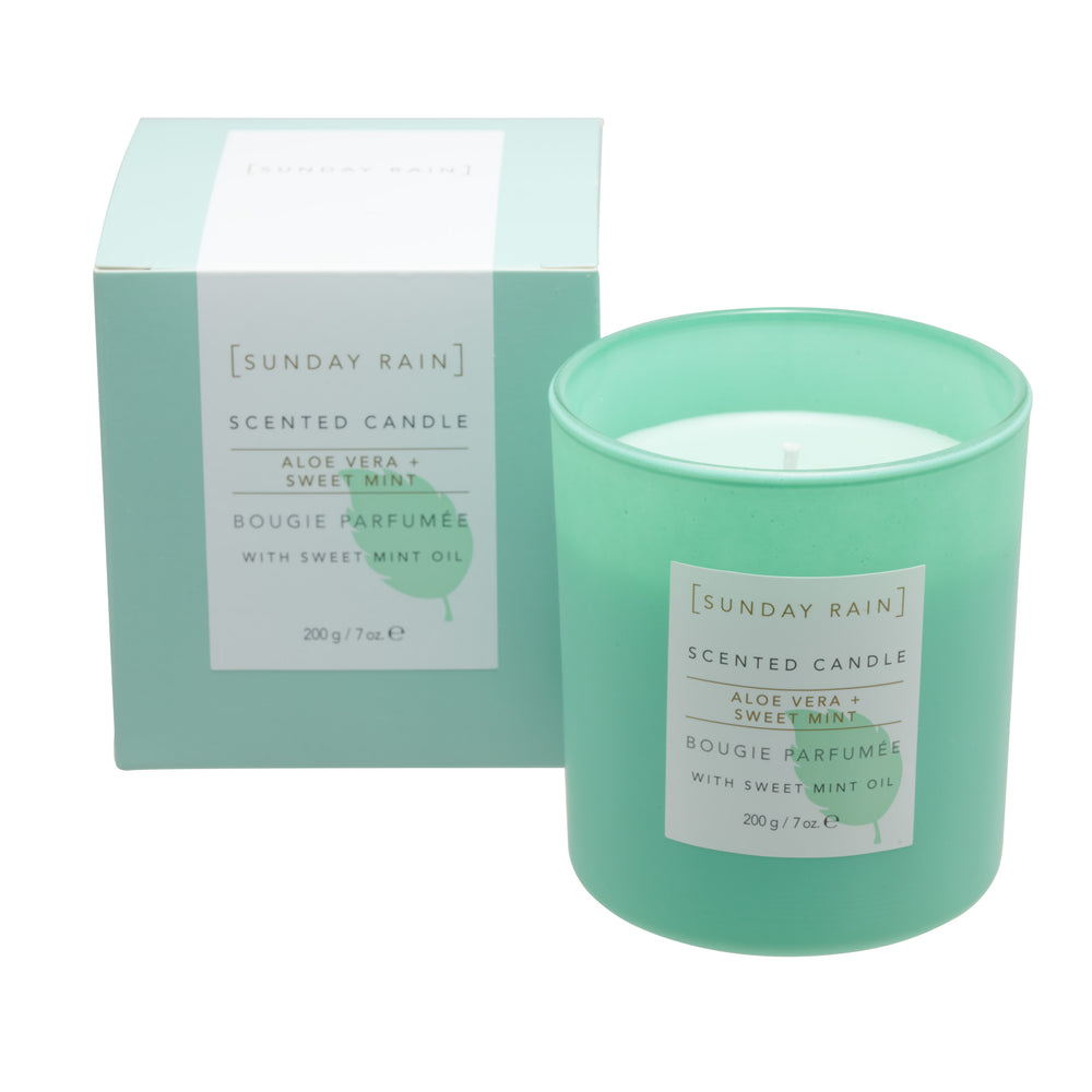 Sunday Rain Aloe Vera & Sweet Mint Soy Candle, with Aromatherapy Oils, Up to 40 Hours Burn Time, Refreshing & Calming Fragrance, 265g Main image