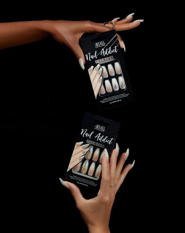 Ardell Nail Addict Premium Nail Set, Nude Light Crystals - False Nails - British D'sire