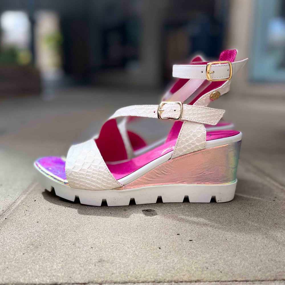 Bien - White Croc Wedge Sandal - Chanii B