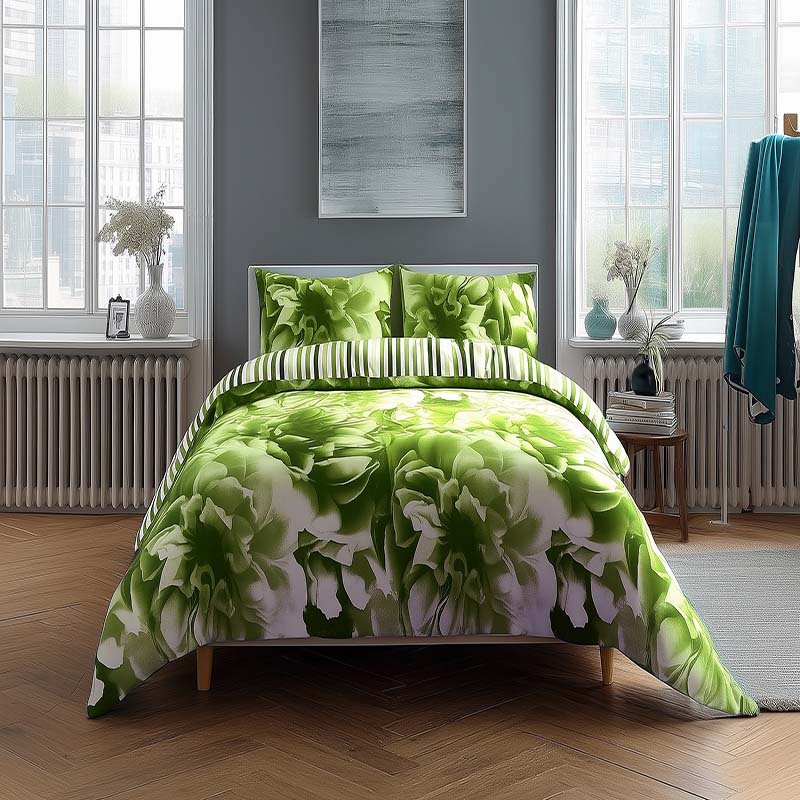 Duvet Cover And Pillowcase Set Reversible Rose And Stripe Design Polycotton Bed Linen - Super King - Red - British D'sire