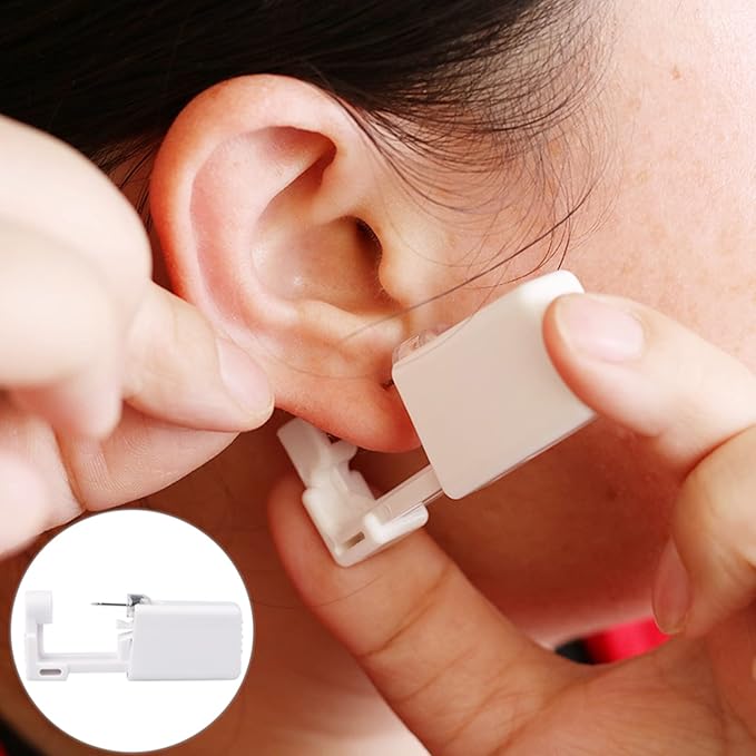Ear Piercing Gun (6 Pieces), Painless Safety Ear Piercing Kit with Studs, Aseptic Earrings Disposable Gun, Ideal for Girls, Women and Men, White Secondary image