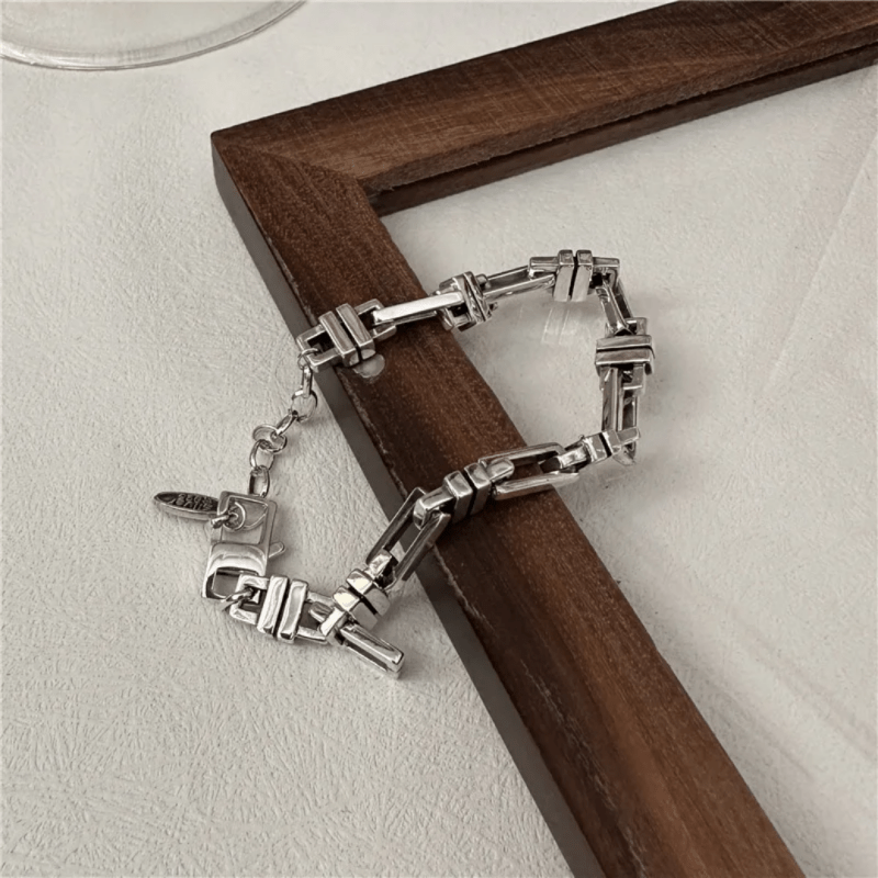 Exaggerated design 925 pure silver geometric interlocking bracelet wholesale for both men and women - Bracelets - British D'sire