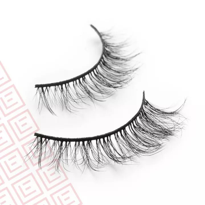 Eylure Blossom Faux Mink Flutter & Curl Eyelashes Secondary image