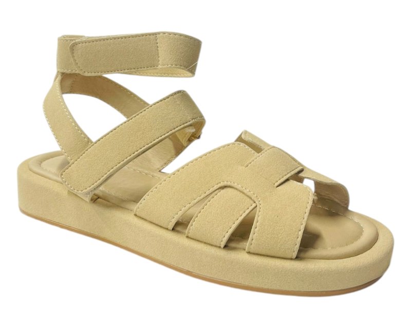 Flat Sole Padded Strappy Sandals Secondary image