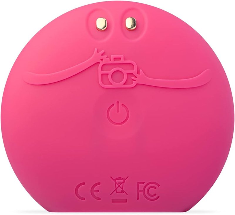 FOREO LUNA play smart 2 - Facial Cleansing Brush - 2 - in - 1 Skin Analysis & Facial Cleanser - Travel Accessories - Silicone Face Massager - Holiday Essentials - App - connected - Cherry Up - Facial Cleansers - British D'sire