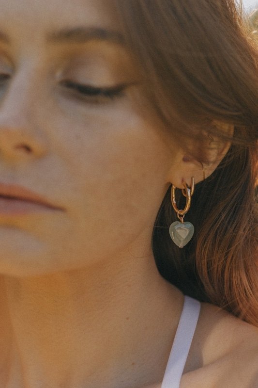 Xander Kostroma Gold Tone Chunky Hoop Aventurine Heart Earrings – 18mm Natural Green Aventurine Gemstone Jewelry for Women, Healing Crystal Earrings for Positivity & Prosperity Secondary image