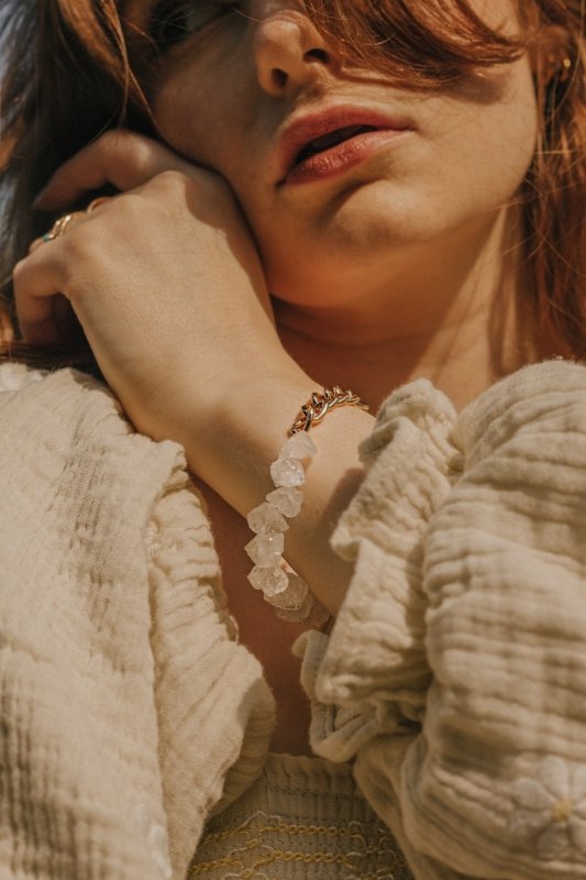 Xander Kostroma Gold Tone Curb Chain and Quartz Statement Crystal Bracelet Secondary image