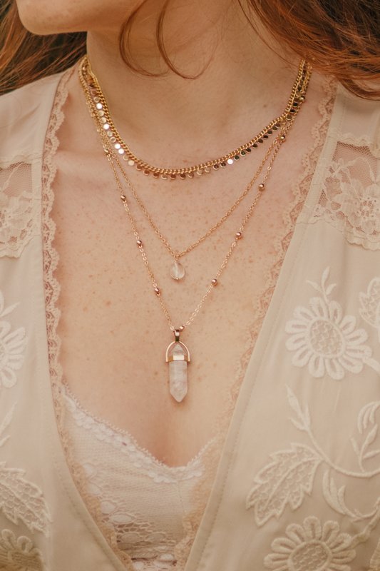 Xander Kostroma Gold Tone Layered Quartz Necklace – 42cm+ Extension, Healing Crystal Necklace, Boho Layered Necklace for Women, Spiritual Jewelry, Energy Amplifier, Gift for Wellness Secondary image