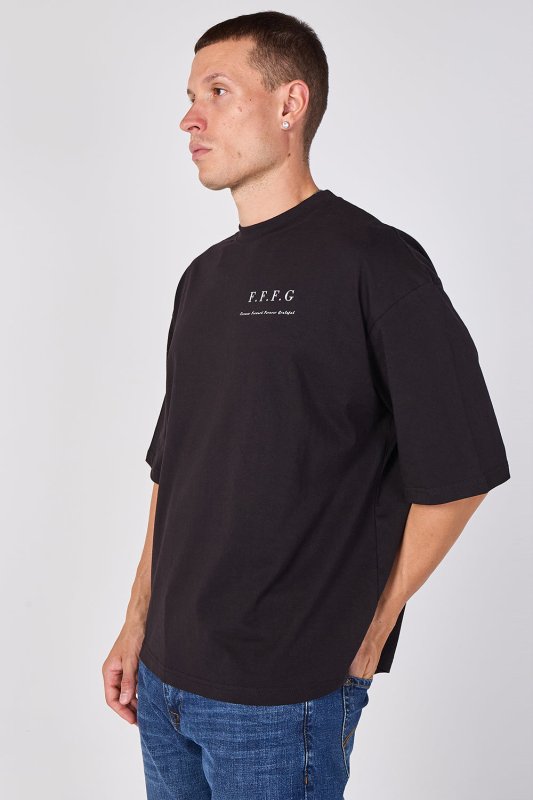 Heavyweight Oversized Graphic T-Shirt - British D'sire