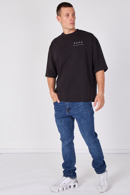 Heavyweight Oversized Graphic T-Shirt - British D'sire