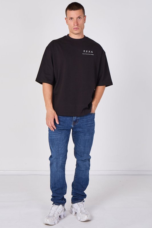 Heavyweight Oversized Graphic T-Shirt - British D'sire