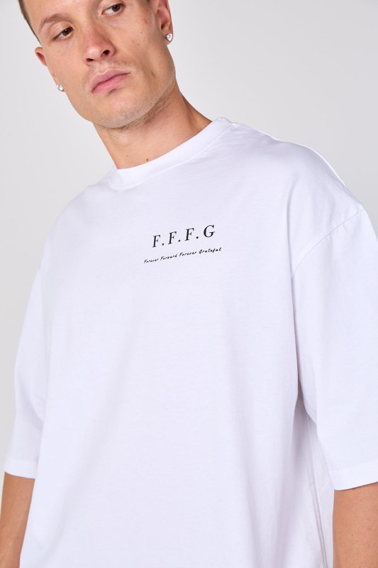 Heavyweight Oversized Graphic T-Shirt - British D'sire
