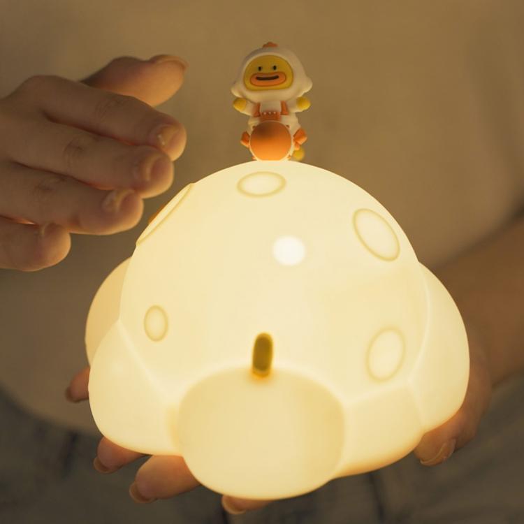 ICARER FAMILY IF - YD04 Cartoon Silicone Night Light Ornaments Astronaut Moon Lamp(Warm light) - British D'sire