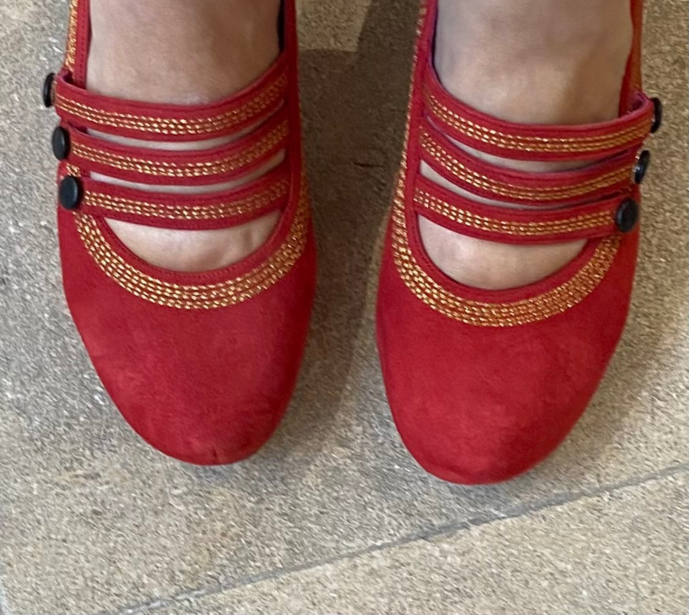 Lichido - Red/Gold Low heel cork shoe Secondary image