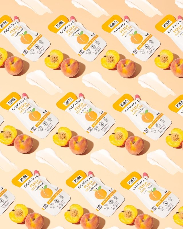 Jiinju Exfoliating Peach Facial Scrub - Facial Scrub - British D'sire