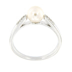 Pearlz Ocean White Freshwater Pearl and White Topaz Ring