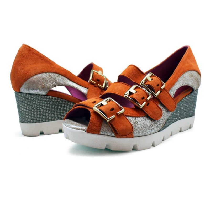 Le Trek - Orange -gold wedge sandal - Sandals - British D'sire
