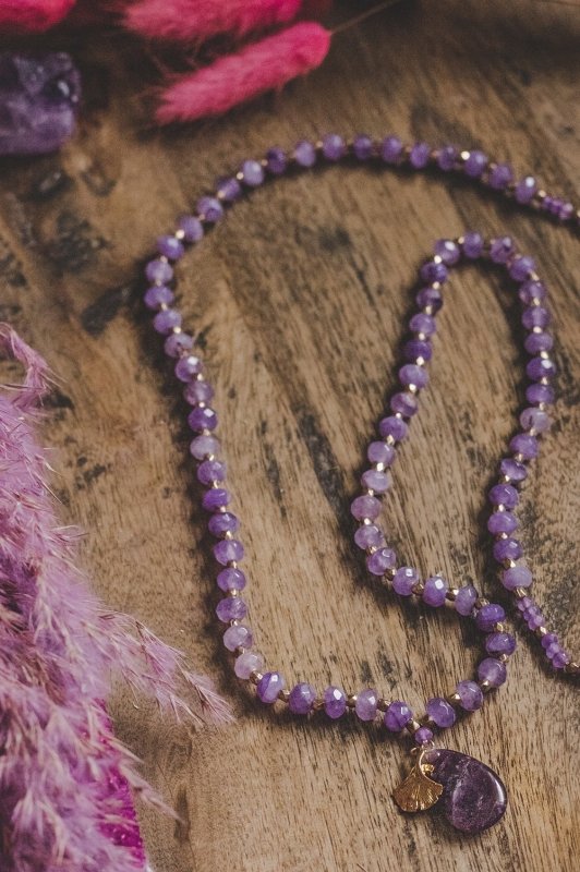 Xander Kostroma Long Length Amethyst Stone Necklace with Gold Tone Detail – 76cm, Healing Crystal Necklace, Stylish Jewelry for Women, Amethyst Gemstone, Luxury Gift Secondary image
