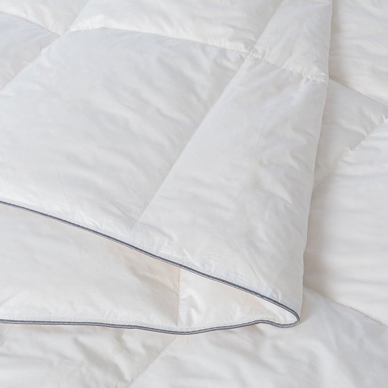 Luxury Duck Feather And Down Duvet - British D'sire