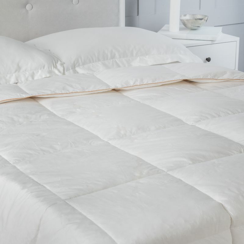 Luxury Goose Feather And Down Duvet Secondary image