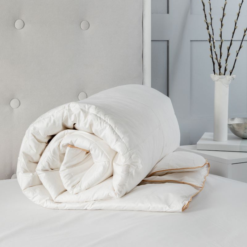 Luxury Goose Feather And Down Duvet - British D'sire Main image