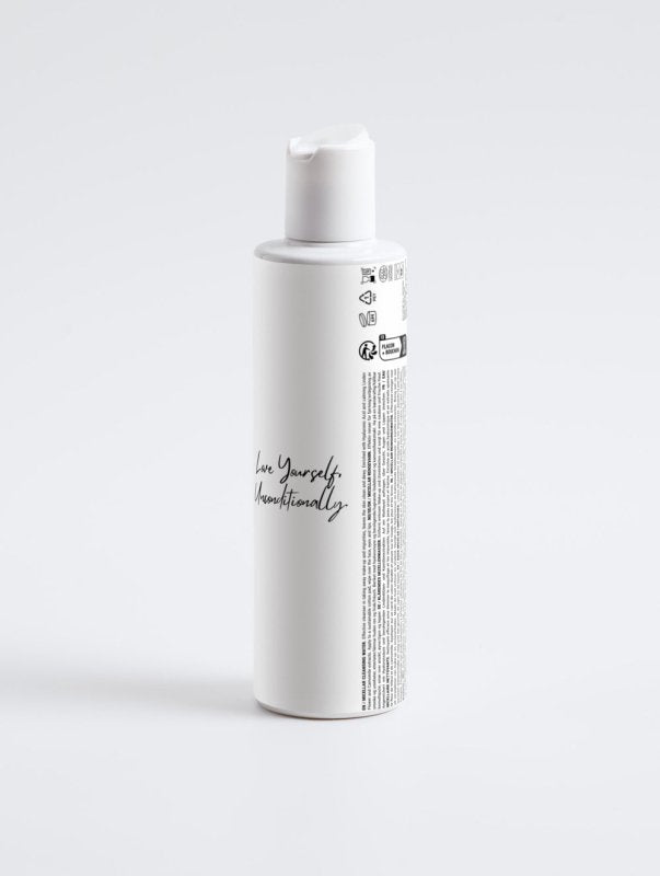 Maiden Art - Glowing From Within -Micellar Cleansing Water -3-in-1 cleanser, makeup remover, and toner -hydrating properties for plump, glowing complexion -Hyaluronic Acid, Linden Flower & Camomile -For All Skin Types - Micellar Cleansing Water - British D'sire