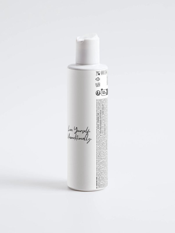 Maiden Art - Hydrating Toner - Radiant Revival - Rose Water & Hyaluronic Acid - Balances pH, Reduces Dryness - Fragrance & Gluten - Free - All - Natural Ingredients - For All Skin Types - Hydrating Toner - British D'sire