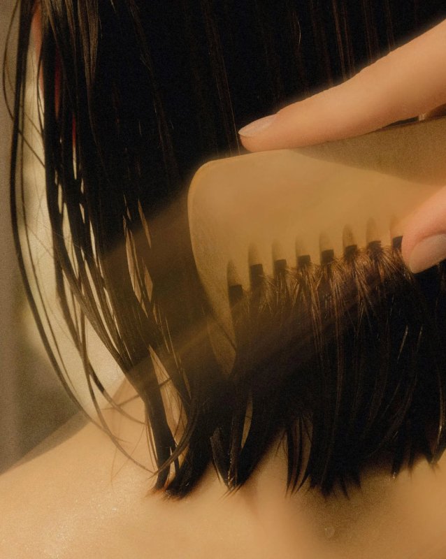 Maiden Art - Mindful Hair Care Nourish & Volumize Shampoo – For Dry Ends & Volume Boost, with Betaine & Wheat Protein, Sulphate Free - Strengthening, Smoothing with Refreshing Scent –For Healthy, Vibrant Hair - Nourish & Volumize Shampoo - British D'sire