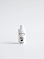 Maiden Art - Reflective Reverie Brightening Eye Cream - 15ml - Lightweight, Non - Greasy, Paraben & Sulfate - Free - For Dark Circle & Puffiness - Betaine, Ginkgo Extract, Shea Butter,Vegan, Natural - For All Skin Types - Brightening Eye Cream - British D'sire