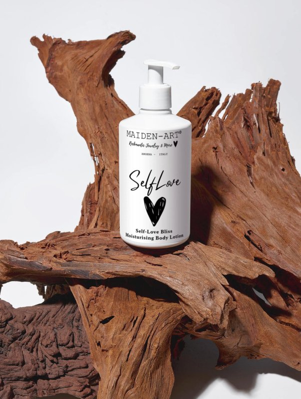 Maiden Art - Self - Love Bliss Moisturising Body Lotion –Hydrating & Nourishing Body Care - Shea Butter, Cocoa Butter & Berry Extracts,Plant Based - Non - Greasy, Quick Absorption, Subtly Scented –For all Skin Types - body lotion - British D'sire